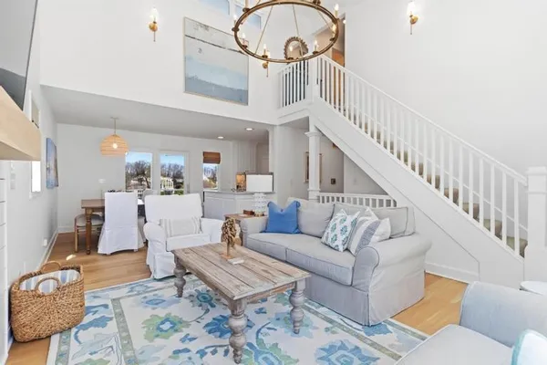 $1,250,000 | 69 L Street, Lake Lotawana, MO 64086