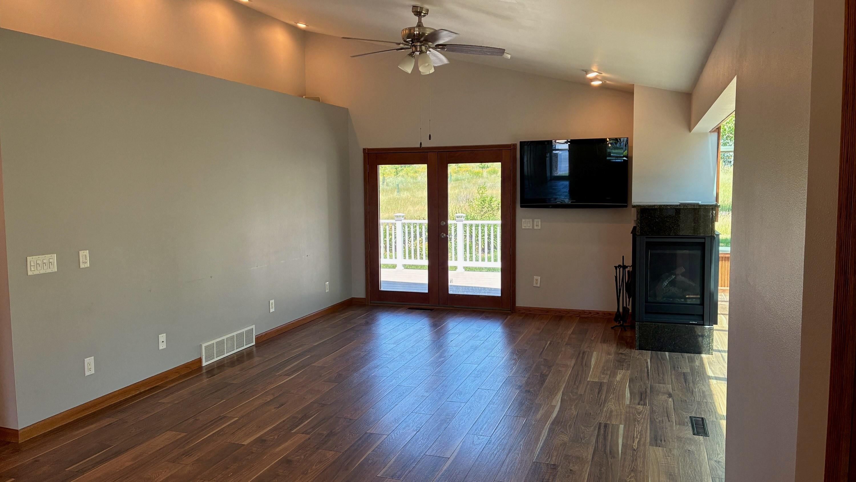 1108 Mahogany Court Two Rivers, WI 54241 - Photo 3 of 33