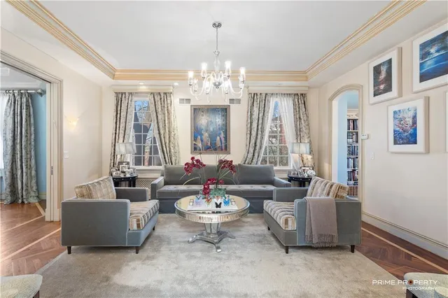 $5,100,000 | 850 East 23rd Street | East Midwood