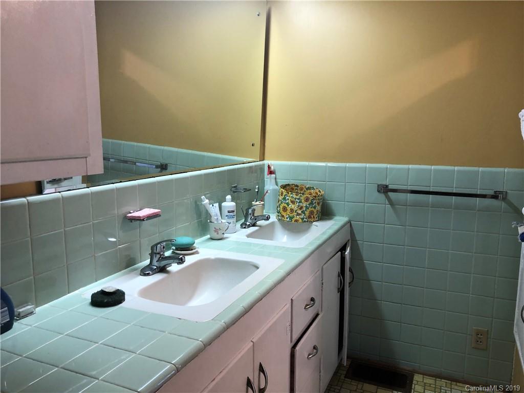 4406 Hamby Branch Road Concord, NC 28025 - Photo 8 of 13 Gallery Image 8