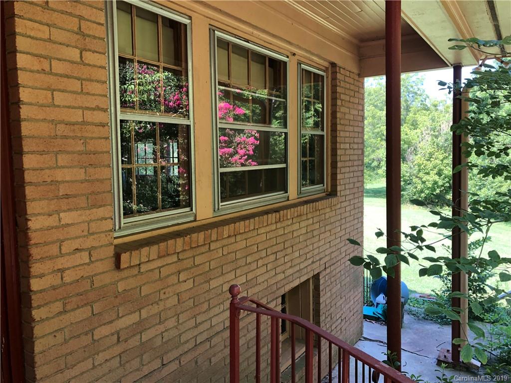 4406 Hamby Branch Road Concord, NC 28025 - Photo 10 of 13 Gallery Image 10