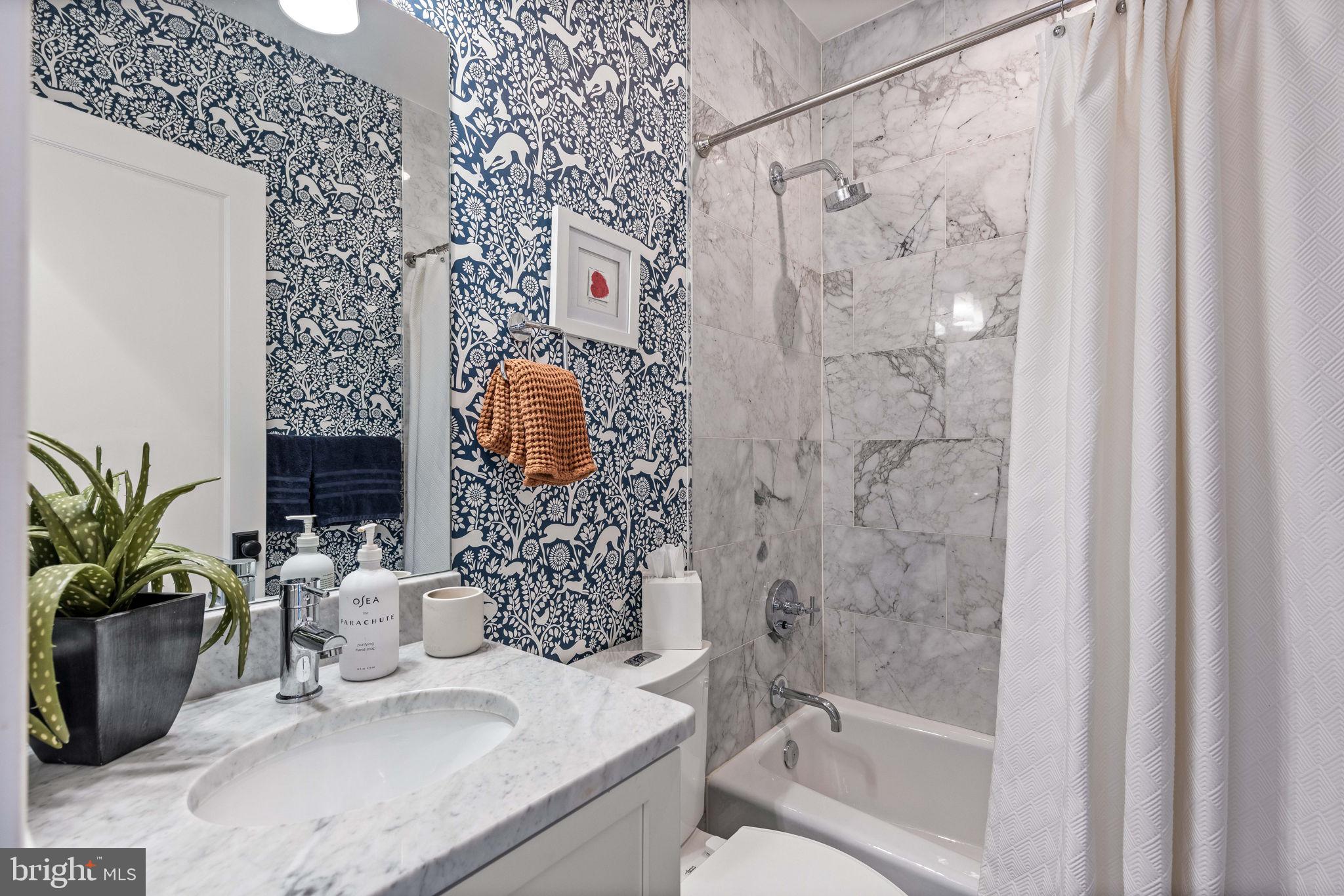 919 R Street Northwest, Unit 1 Washington, DC 20001 - Photo 14 of 31