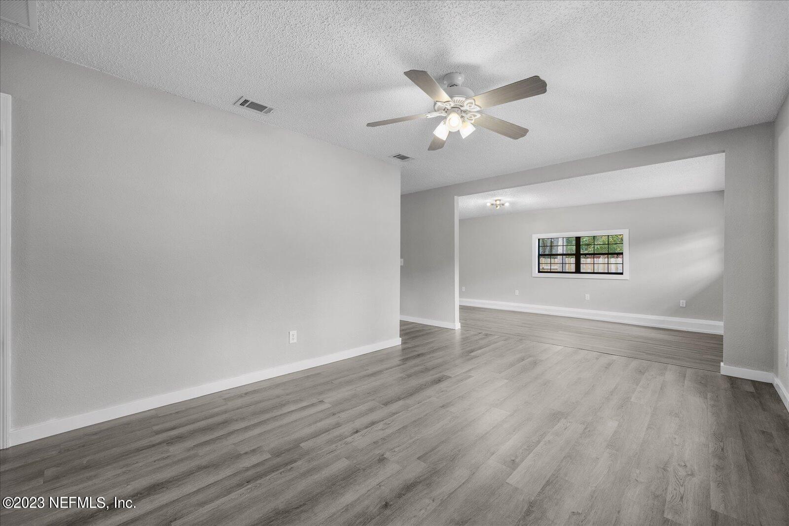 117 Browns Road San Mateo, FL 32187 - Photo 3 of 29 04-063A1516