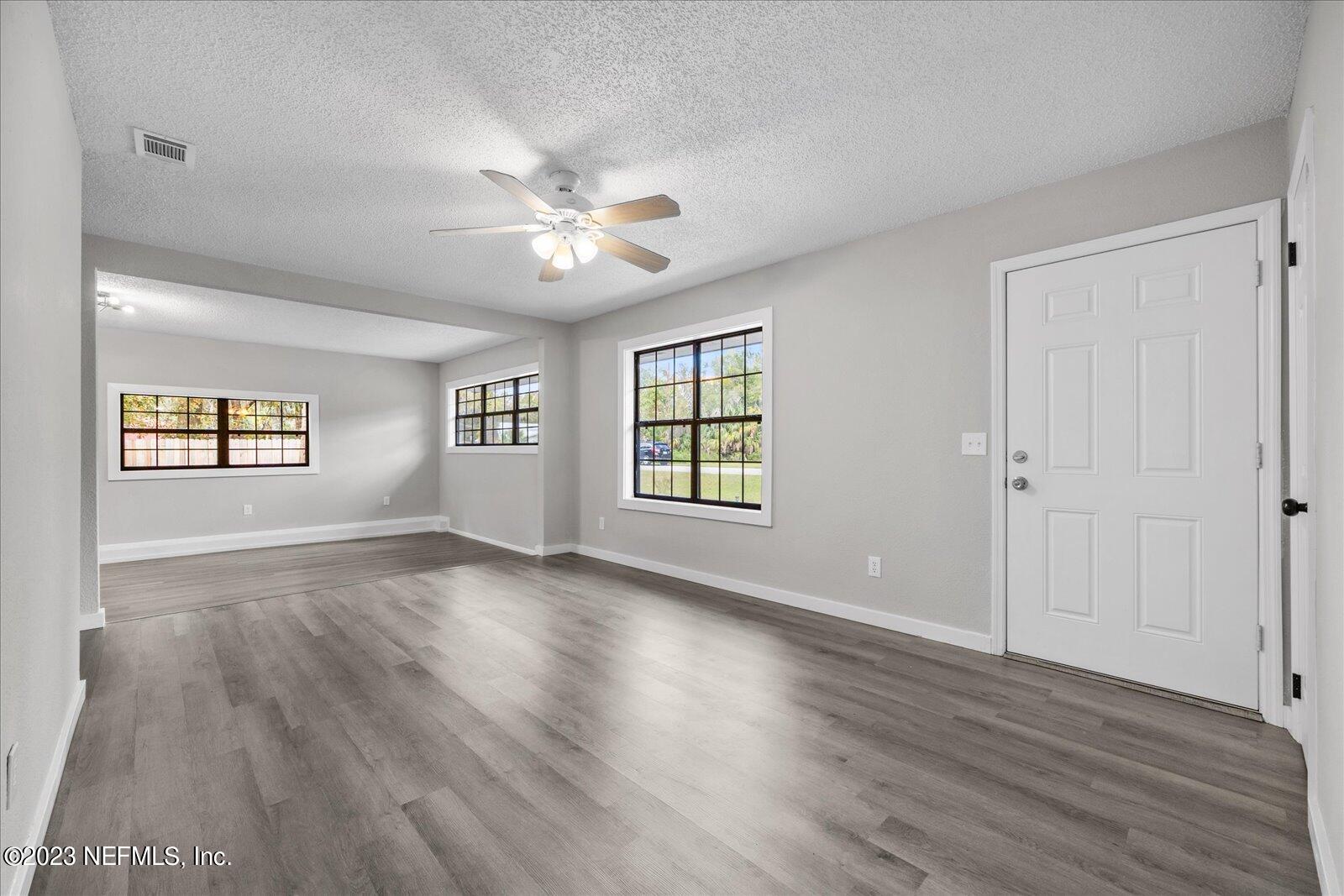 117 Browns Road San Mateo, FL 32187 - Photo 4 of 29 05-063A1517