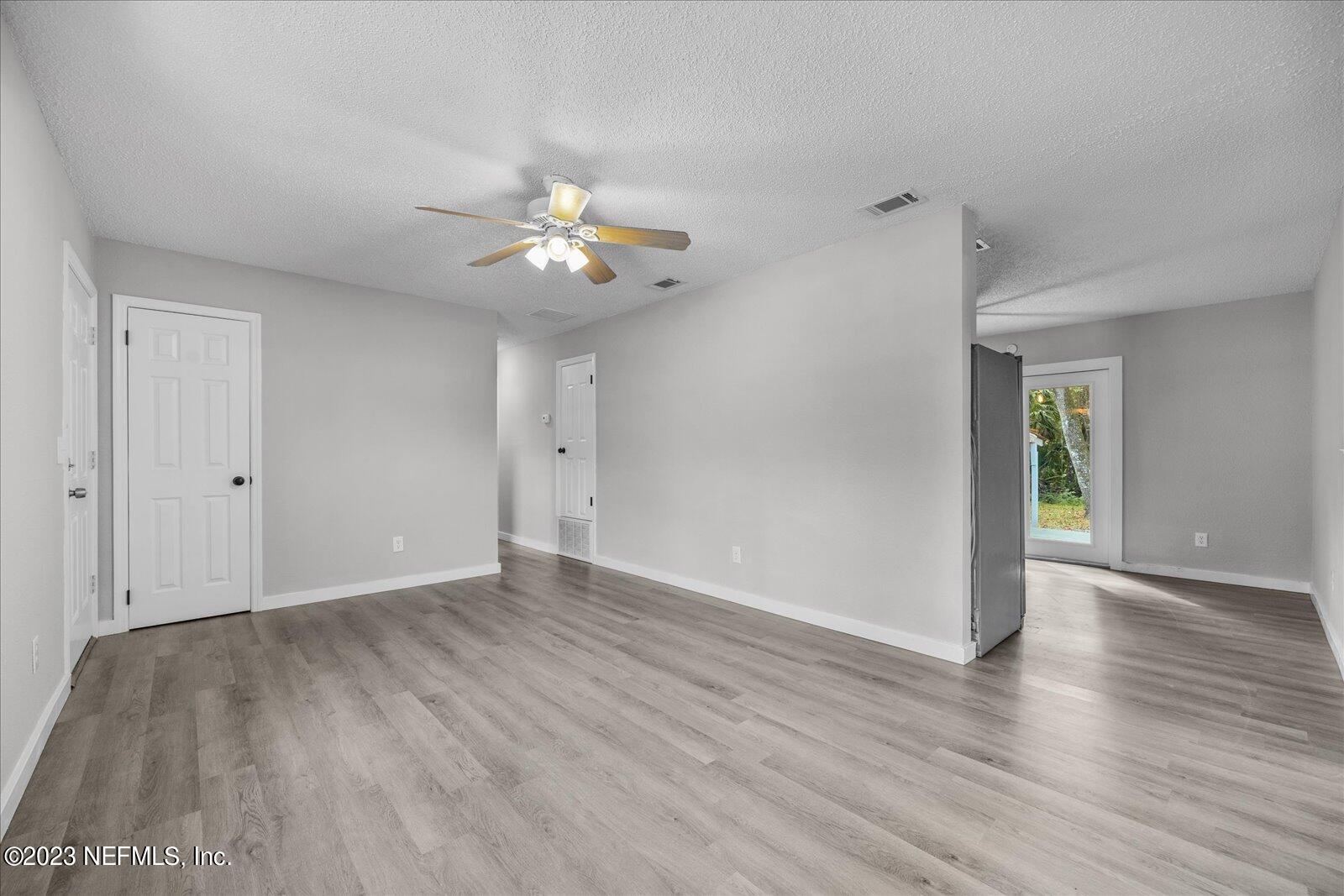 117 Browns Road San Mateo, FL 32187 - Photo 6 of 29 07-063A1523