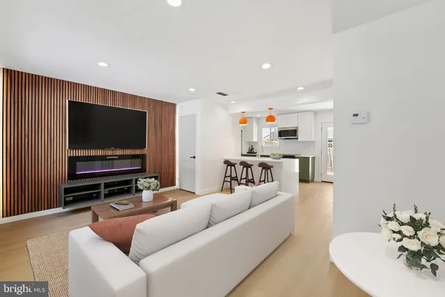 $329,950 | 3046 Heath Cote Road, Waldorf, MD 20602