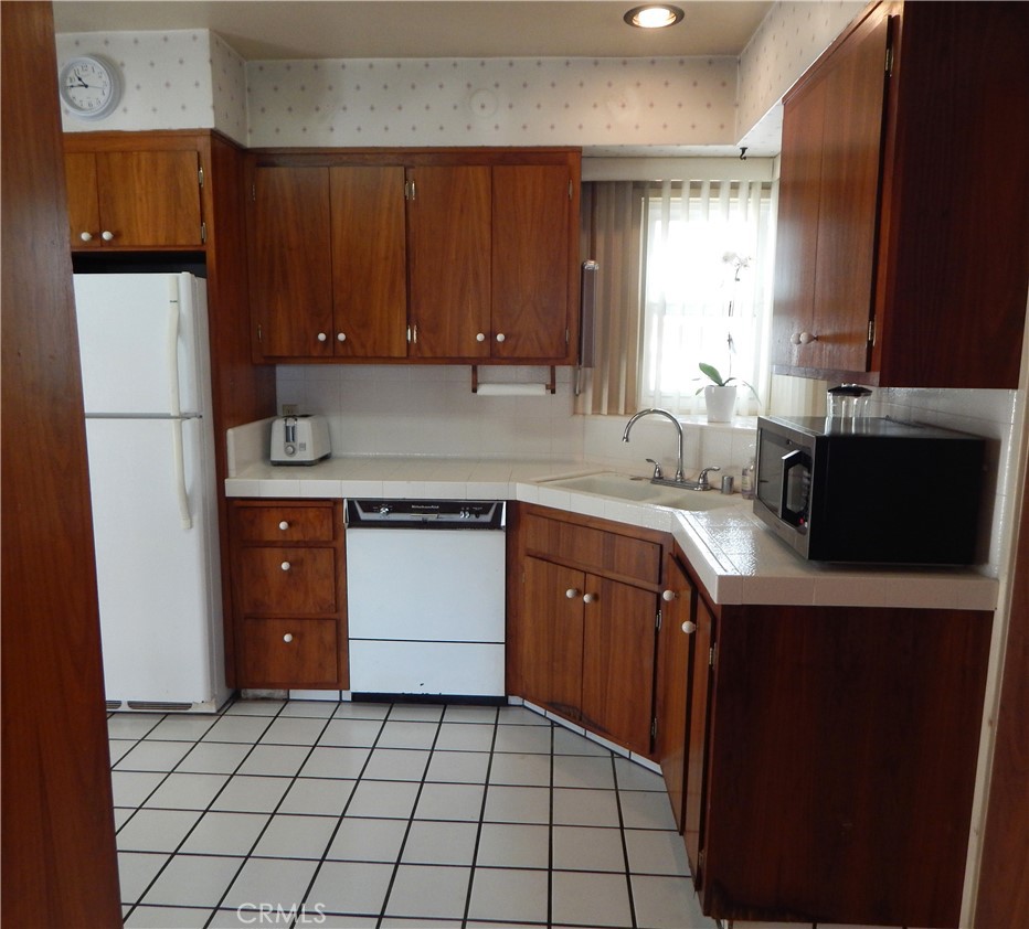 10210 Lundene Drive Whittier, CA 90601 - Photo 10 of 33