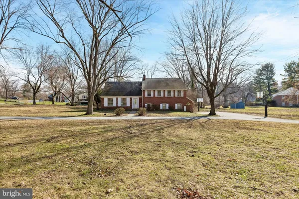 $950,000 | 1450 Thomas Road, Wayne, PA 19087