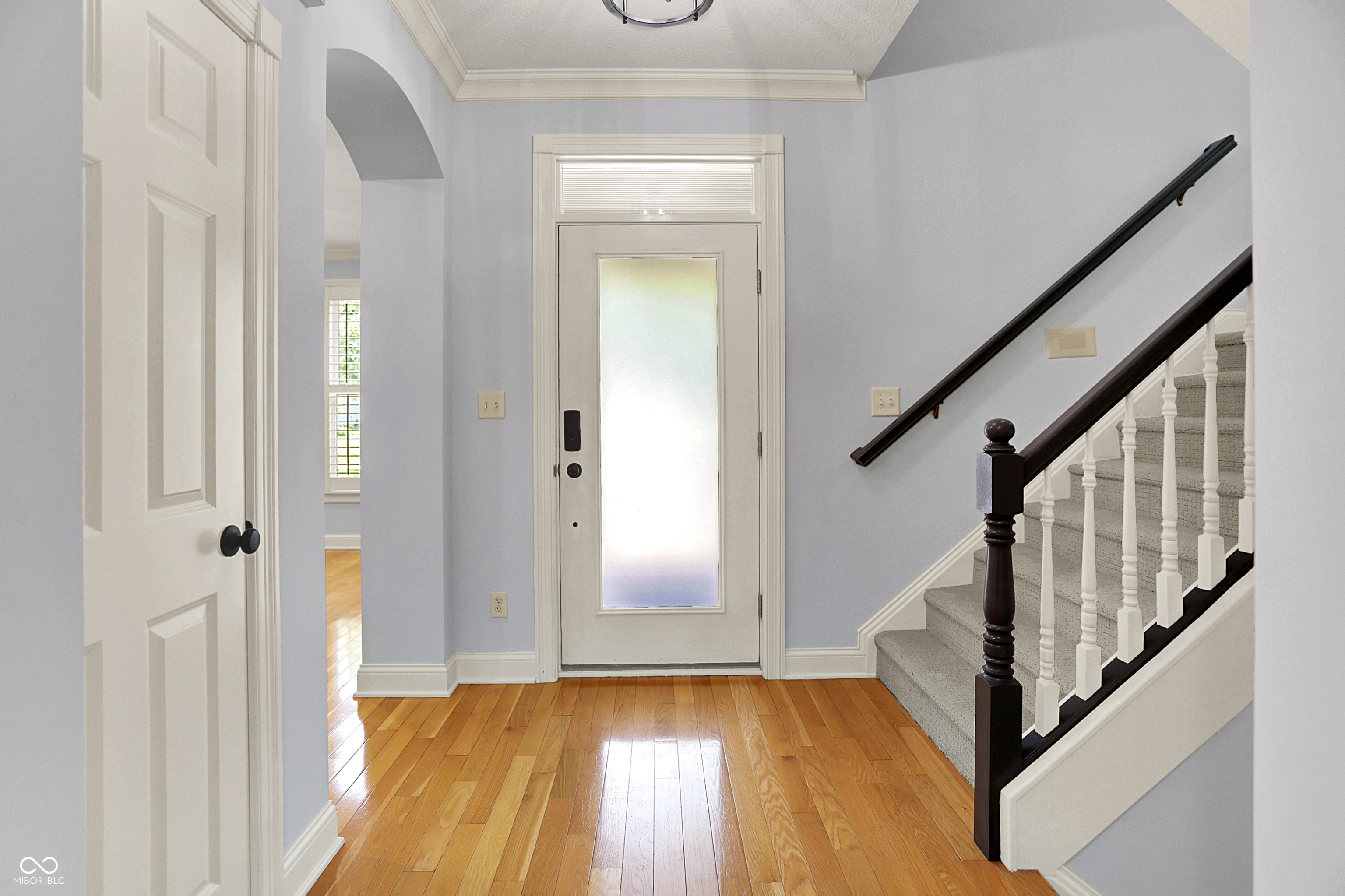 2263 Glebe Street Carmel, IN 46032 - Photo 2 of 49