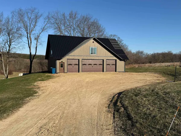 $625,000 | E4364 Meadow Drive, Hillpoint, WI 53937