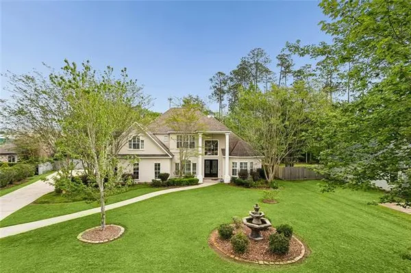 $725,000 | 26 Sycamore Street, Covington, LA 70433