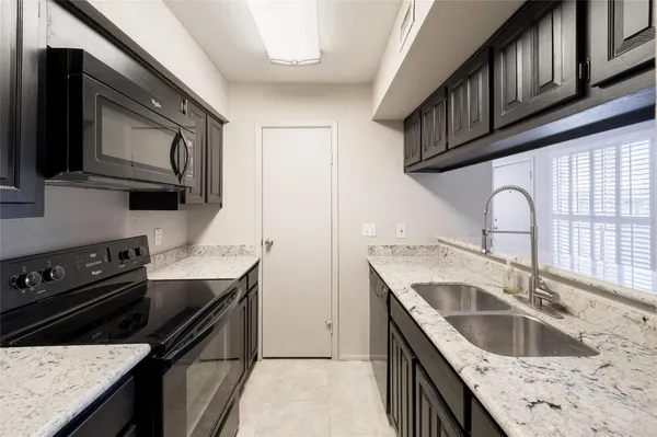 $1,650 | 3200 South Gessner Road, Unit 338, Houston, TX 77063