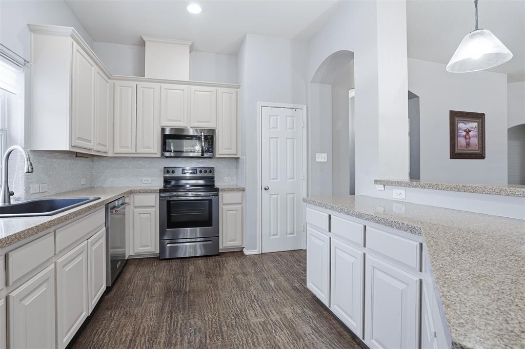 1267 County Road 406 Nemo, TX 76070 - Photo 12 of 37