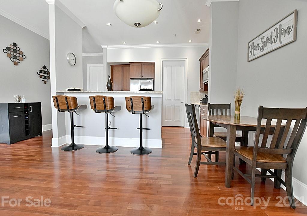 5425 Closeburn Road, Unit 112 Charlotte, NC 28210 - Photo 11 of 34 Gallery Image 11