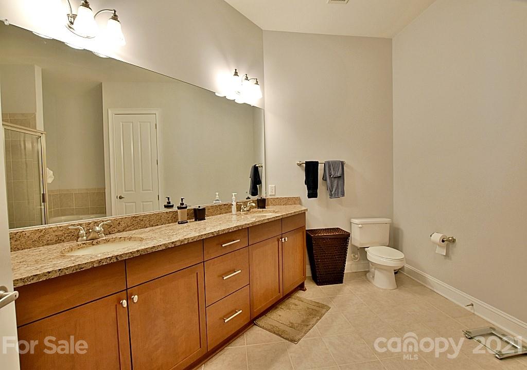 5425 Closeburn Road, Unit 112 Charlotte, NC 28210 - Photo 23 of 34 Gallery Image 23