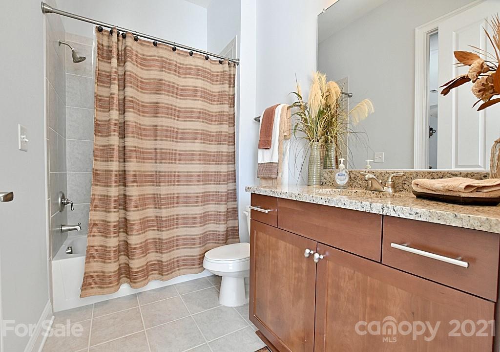5425 Closeburn Road, Unit 112 Charlotte, NC 28210 - Photo 28 of 34 Gallery Image 28