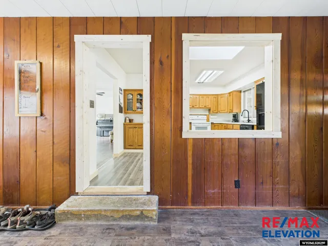 $299,000 | 618 Montana Avenue, Basin, WY 82410