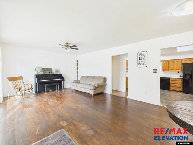 $299,000 | 618 Montana Avenue, Basin, WY 82410