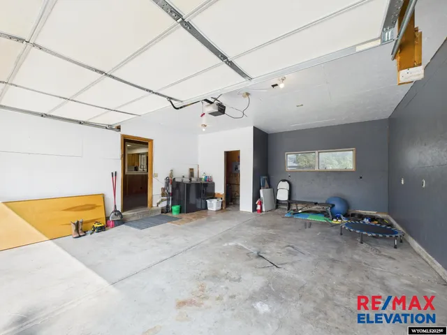 $299,000 | 618 Montana Avenue, Basin, WY 82410