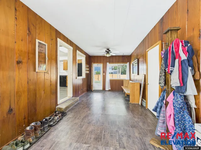 $299,000 | 618 Montana Avenue, Basin, WY 82410