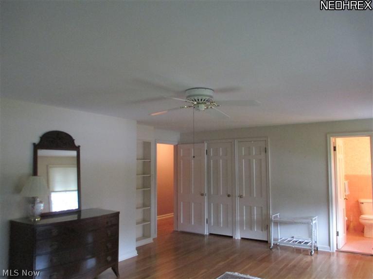 1165 Brandon Road Cleveland, OH 44112 - Photo 6 of 24
