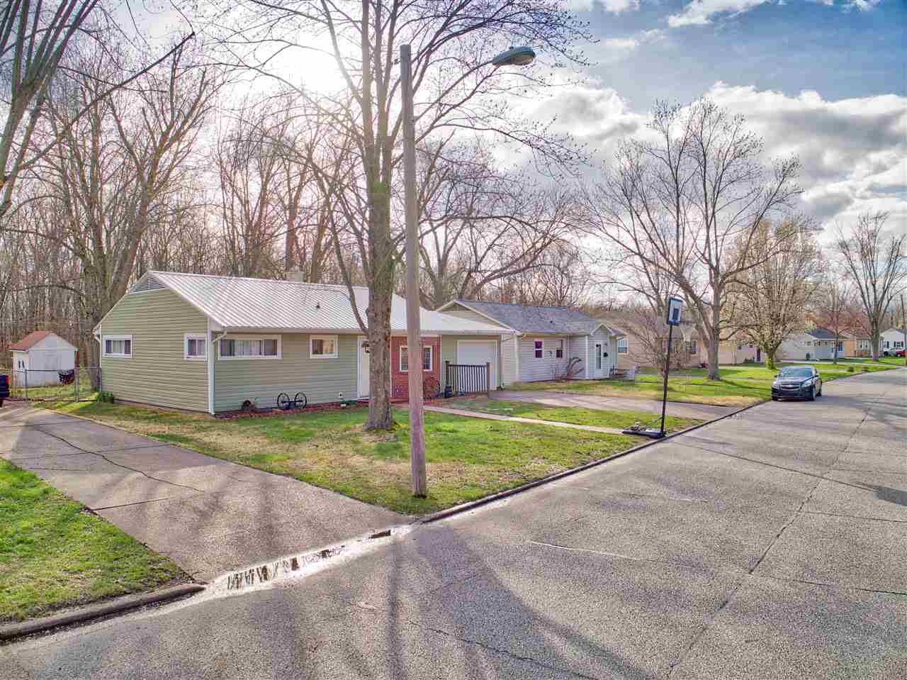 3016 Tremont Road Evansville, IN 47710 - Photo 14 of 23 Gallery Image 14