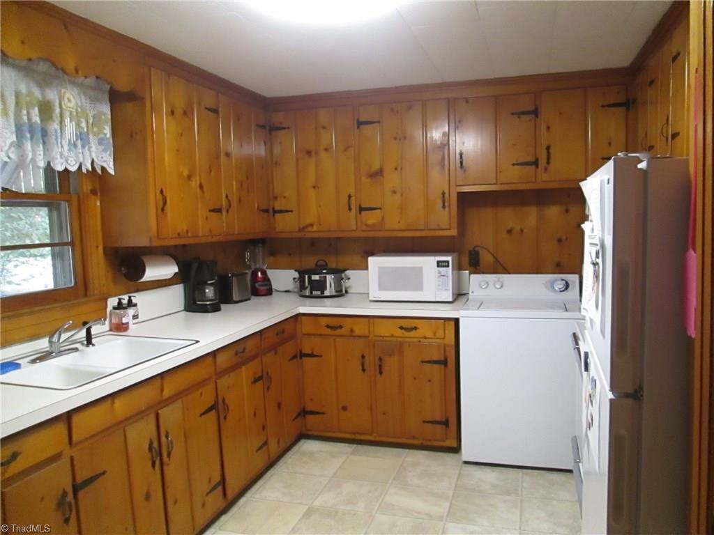 3778 Swicegood Road Linwood, NC 27299 - Photo 6 of 15 Gallery Image 6