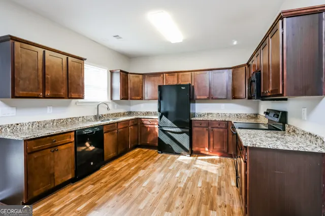 $2,245 | 6234 Grand Fox Circle, Flowery Branch, GA 30542