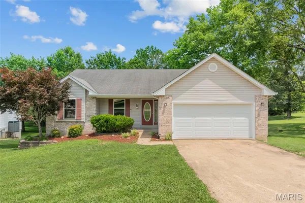 $295,000 | 790 College Meadows Drive, Union, MO 63084