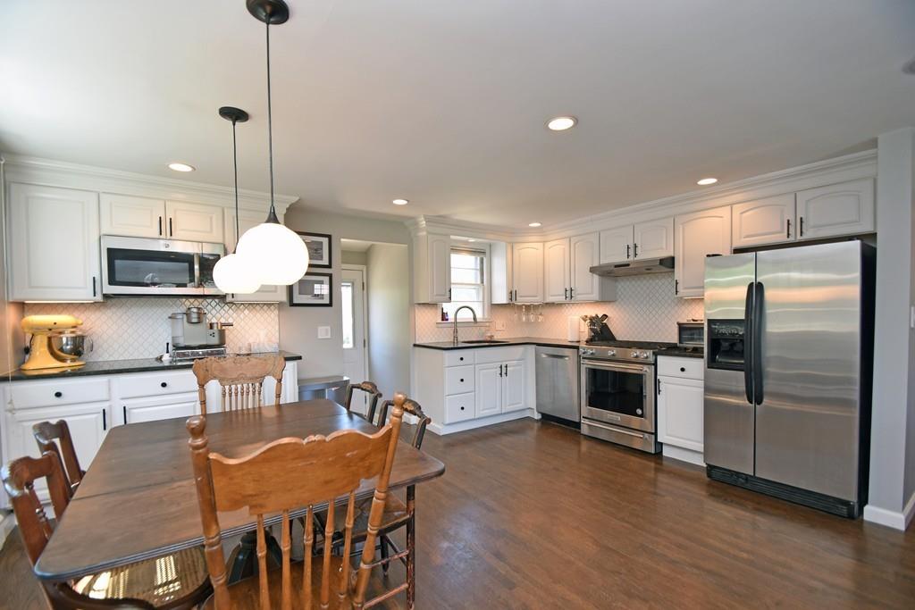 35 Cleveland Road Watertown, MA 02472 - Photo 7 of 25 Gallery Image 7