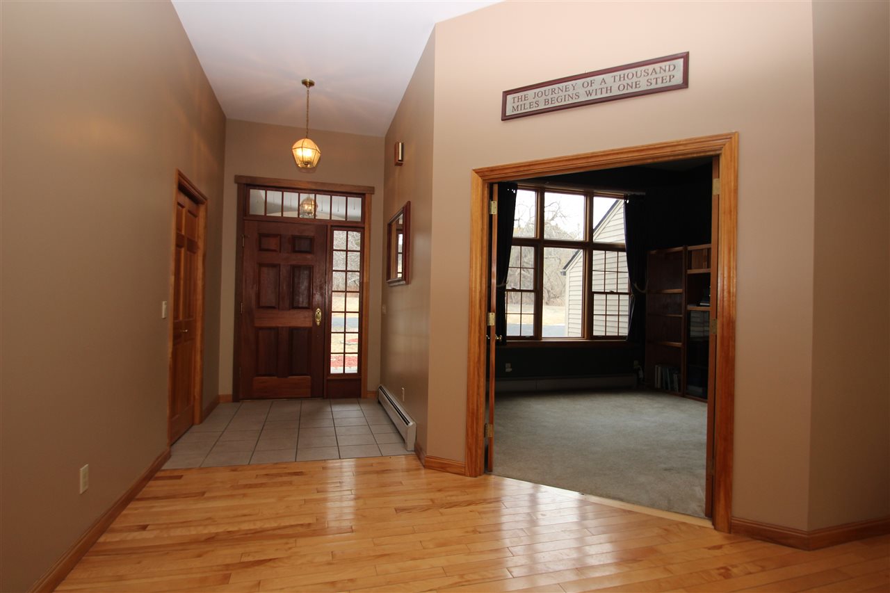 176 Sunset Road Barre Town, VT 05641 - Photo 4 of 31