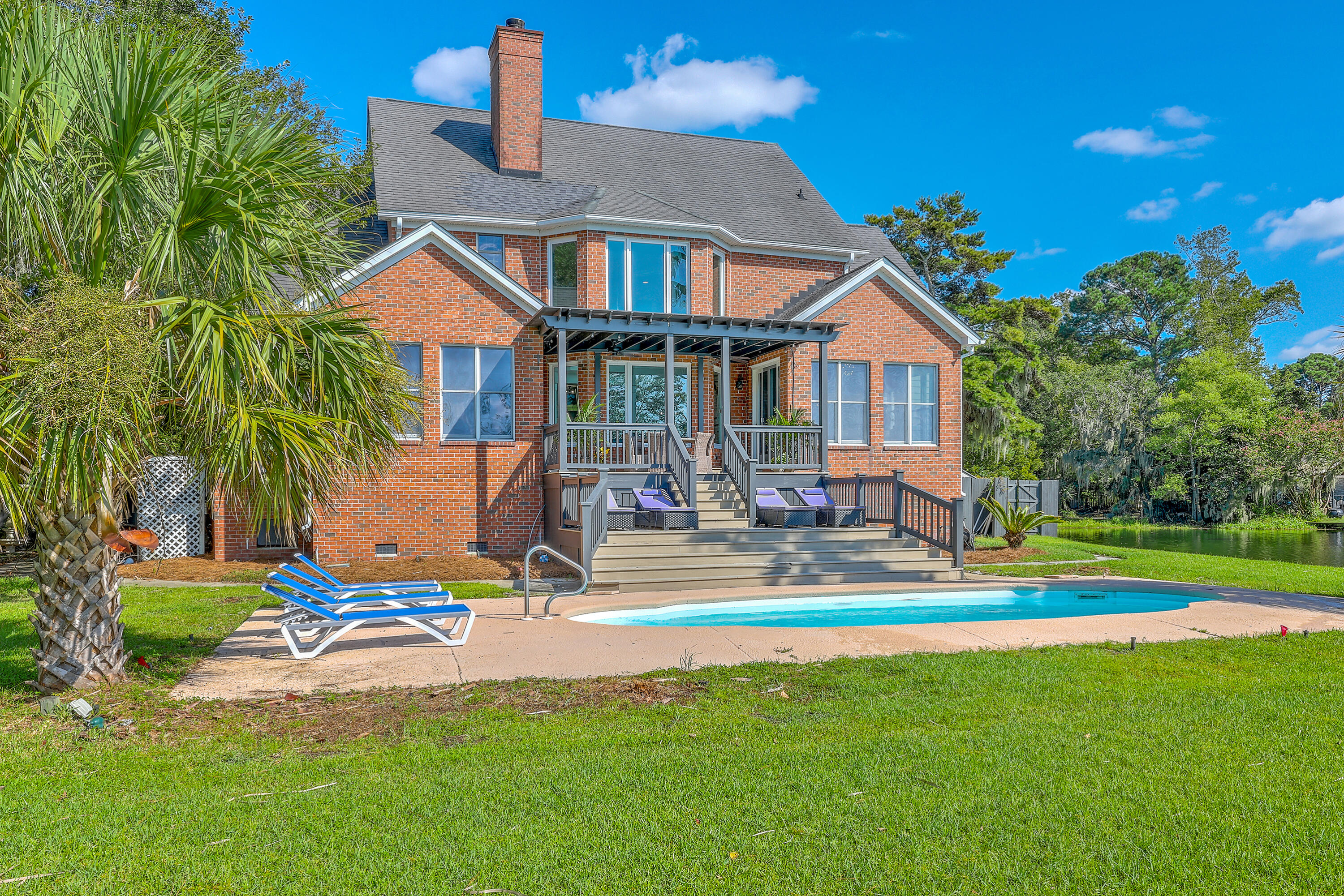 709 Blue Jack Point Mount Pleasant, SC 29464 - Photo 65 of 84 67