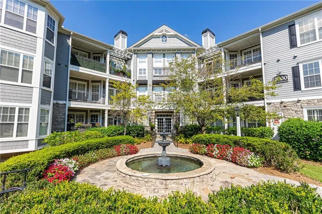$299,900 | 4100 Paces Walk Southeast, Unit 2104, Atlanta, GA 30339