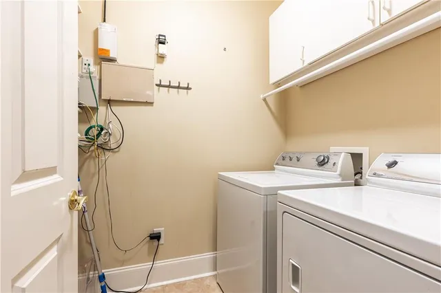 $299,900 | 4100 Paces Walk Southeast, Unit 2104, Atlanta, GA 30339