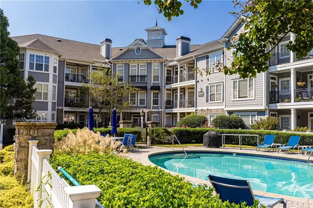 $299,900 | 4100 Paces Walk Southeast, Unit 2104, Atlanta, GA 30339