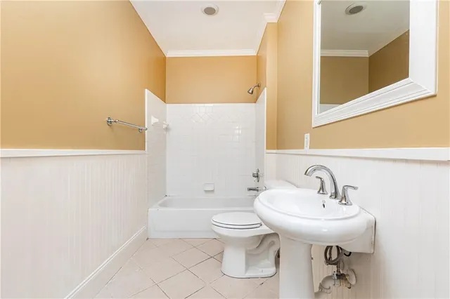 $299,900 | 4100 Paces Walk Southeast, Unit 2104, Atlanta, GA 30339