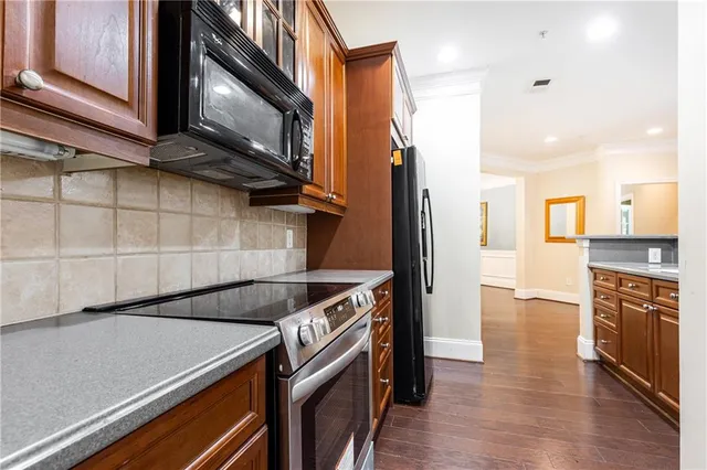 $299,900 | 4100 Paces Walk Southeast, Unit 2104, Atlanta, GA 30339