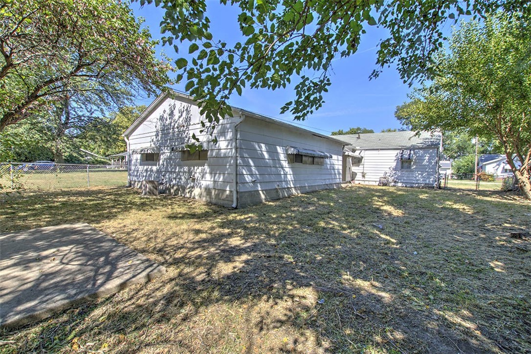 2625 East Logan Street Decatur, IL 62526 - Photo 15 of 19