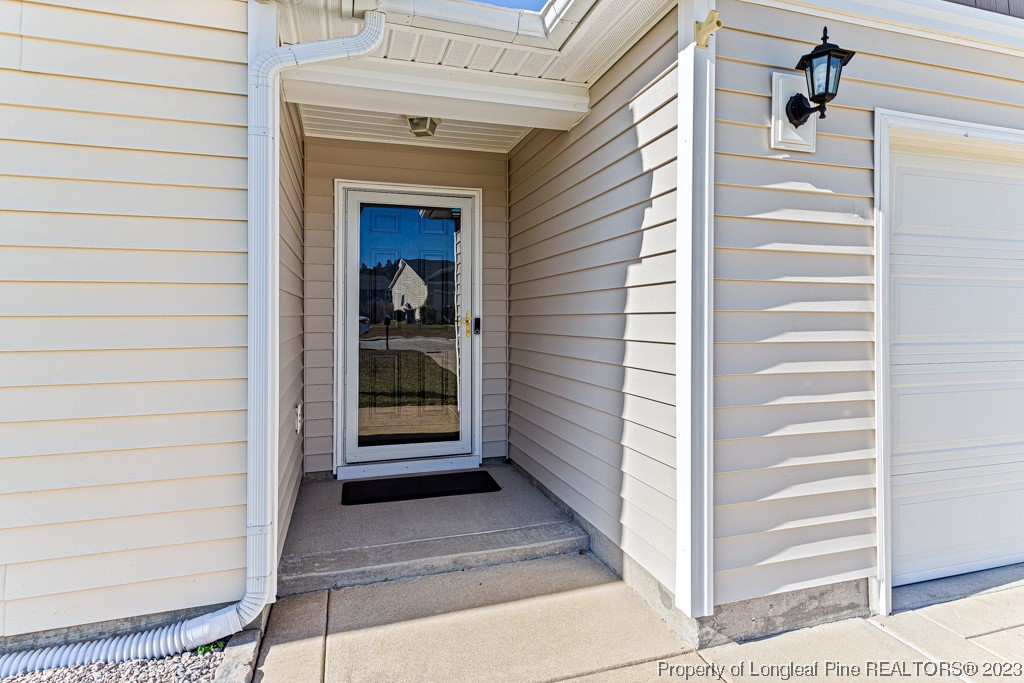 634 Broad Drive Raeford, NC 28376 - Photo 4 of 31 a view of entryway front of house