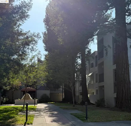 $499,000 | 1308 Walden Road, Unit 32, Walnut Creek, CA 94597
