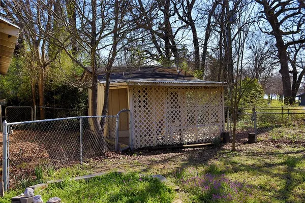 $202,590 | 220 Littlefield Drive, East Tawakoni, TX 75472