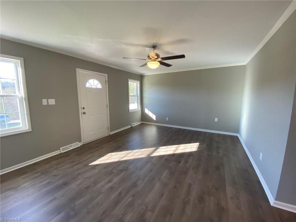 161 Maple Ridge Drive King, NC 27021 - Photo 4 of 11