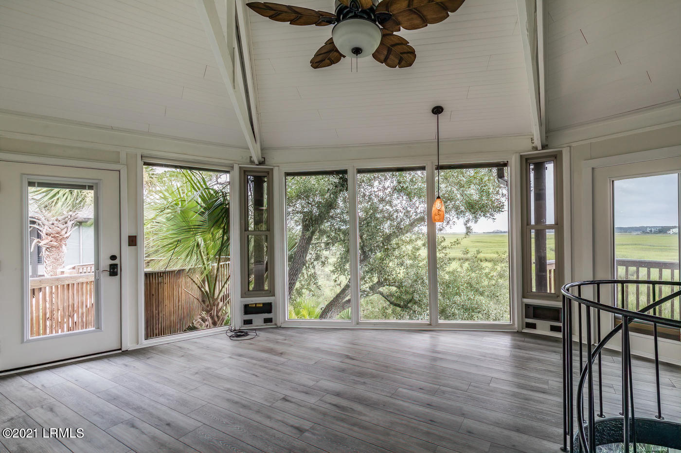 875 Fiddlers Ridge Road Fripp Island, SC 29920 - Photo 5 of 40 5 Great room