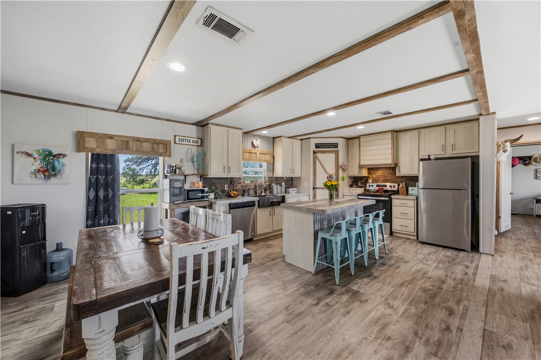 490 Hernandez Road Poteet, TX 78065 - Photo 15 of 36