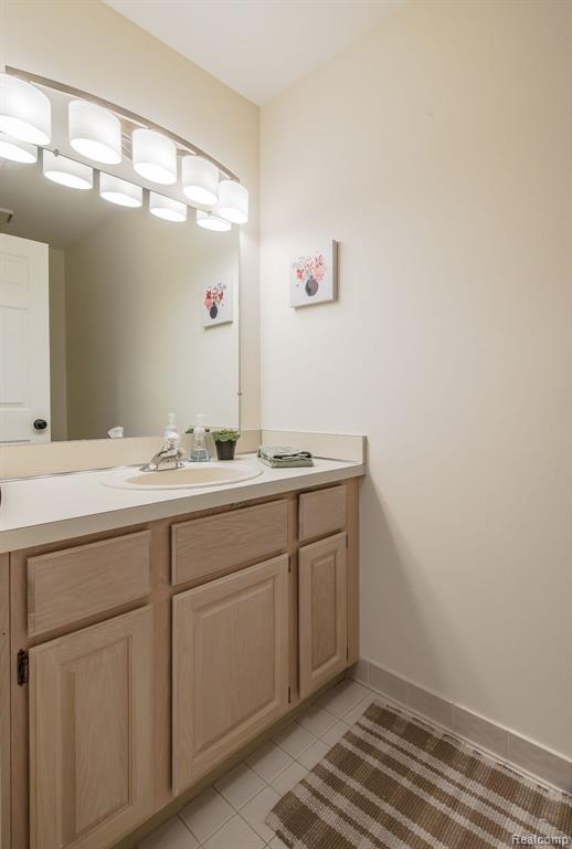 2035 Reagan Drive Rochester Hills, MI 48309 - Photo 29 of 51