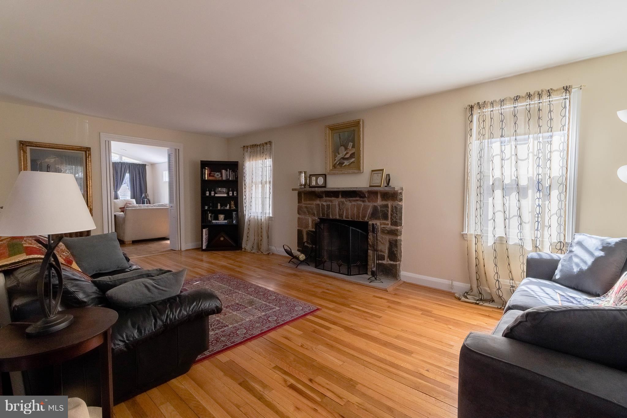7105 Deerfield Road Baltimore, MD 21208 - Photo 7 of 22 Family Room