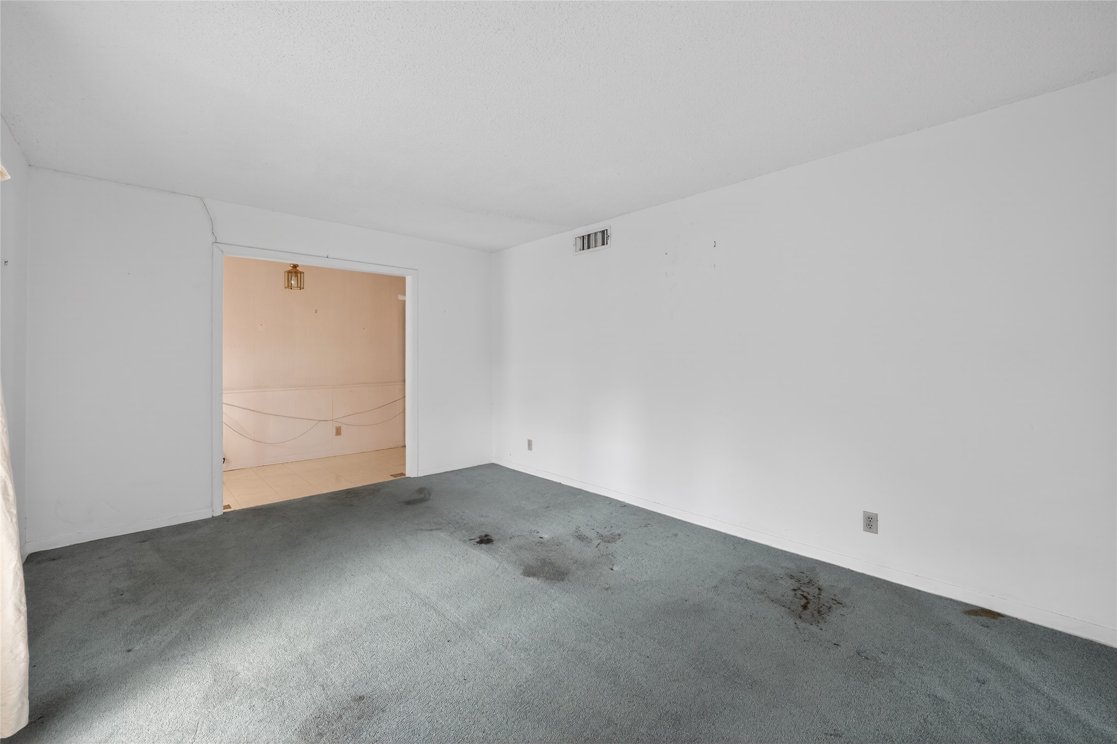 2112 Vanderbilt Lane Austin, TX 78723 - Photo 16 of 23 an empty room with an empty space