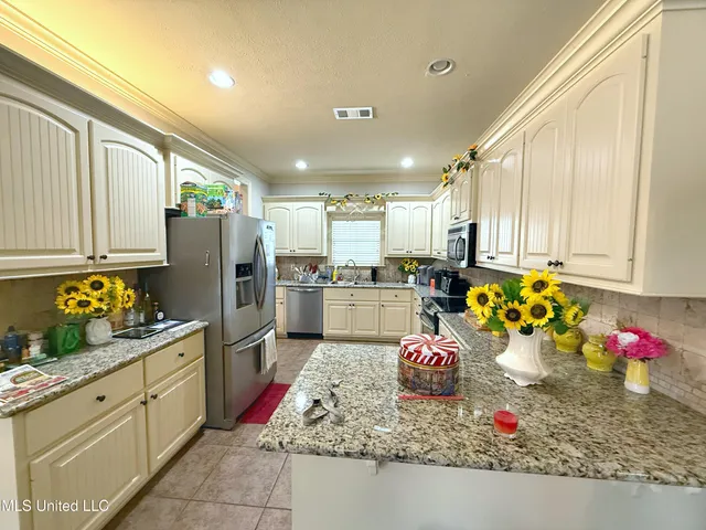 $305,000 | 117 Still House Creek Drive, Madison, MS 39110