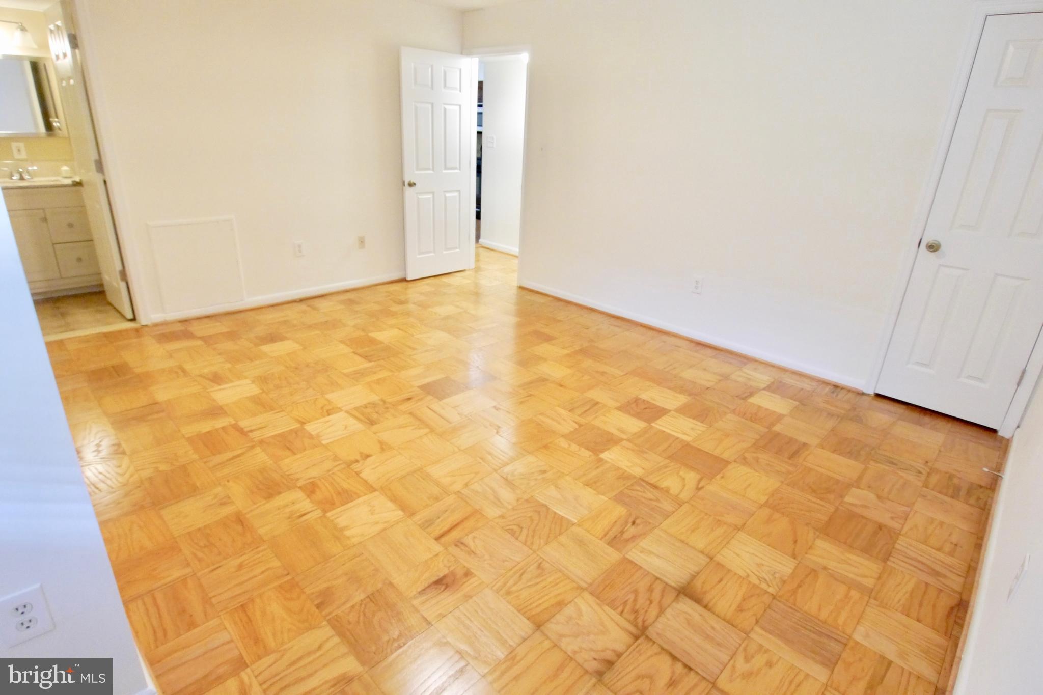 9806 Georgia Avenue, Unit 22 Silver Spring, MD 20902 - Photo 20 of 47