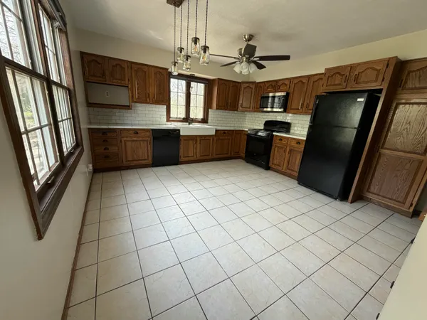 $310,000 | 1436 Linwood Street Southeast, Grand Rapids, MI 49507
